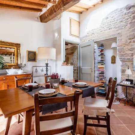 Casa Di Nada 펜션 San Donnino